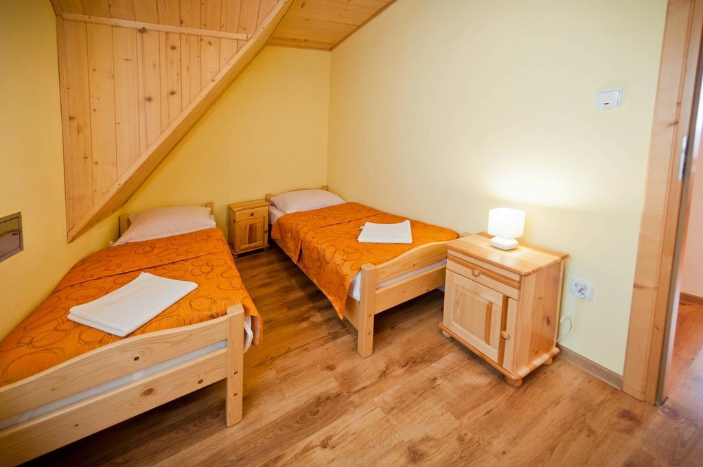 Wynajem Pokoi ,,Gory Tatry Wypoczynek "Pawel Kuczynski Czarna Góra Extérieur photo